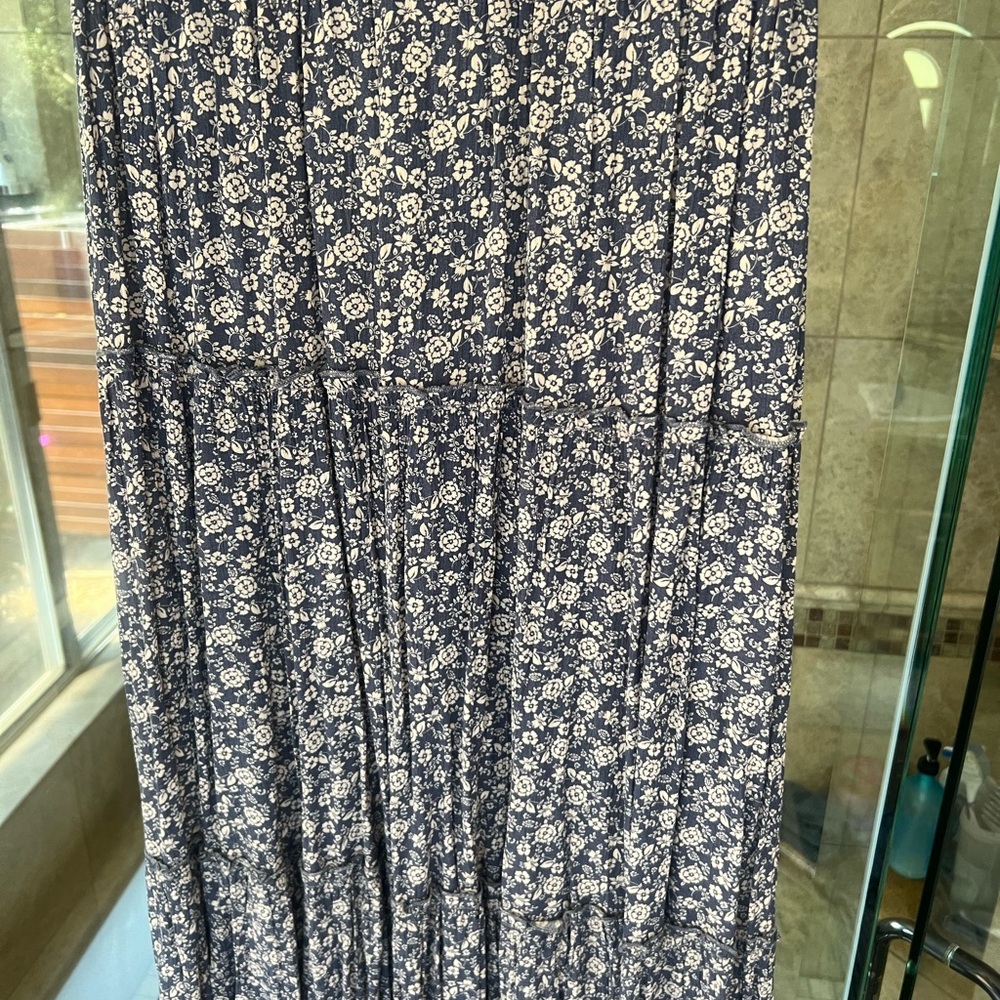 Adorable floral maxi skirt - Picture 4 of 4